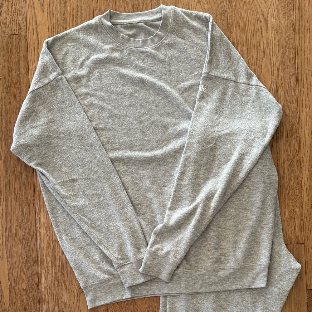 Alo Yoga Soho Lounge Set Pullover & jogger Sweatpants Womens Medium gray - Picture 6 of 8